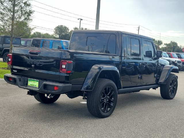 Used 2023 Jeep Gladiator Overland AWD/4WD image 12