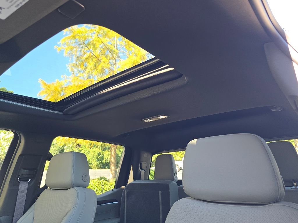 New 2026 GMC Sierra 1500 SLT w/ SLT Premium Plus Package image 12