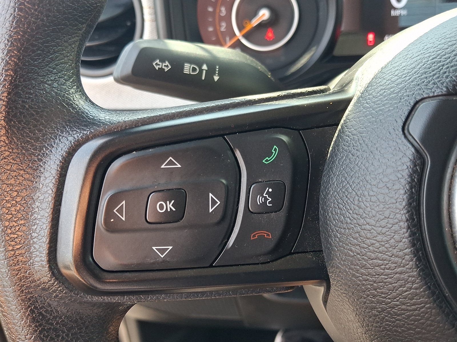 Certified 2024 Jeep Gladiator Sport AWD/4WD image 21