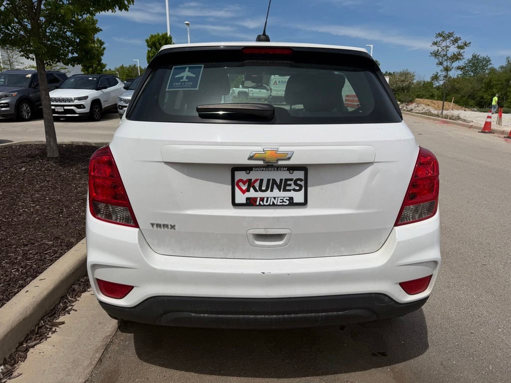 Used 2020 Chevrolet Trax LS FWD image 5