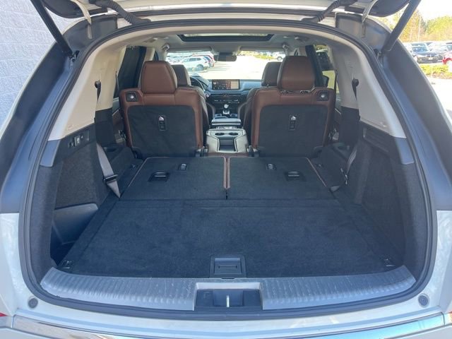Used 2022 Acura MDX SH-AWD w/ Advance Package image 35