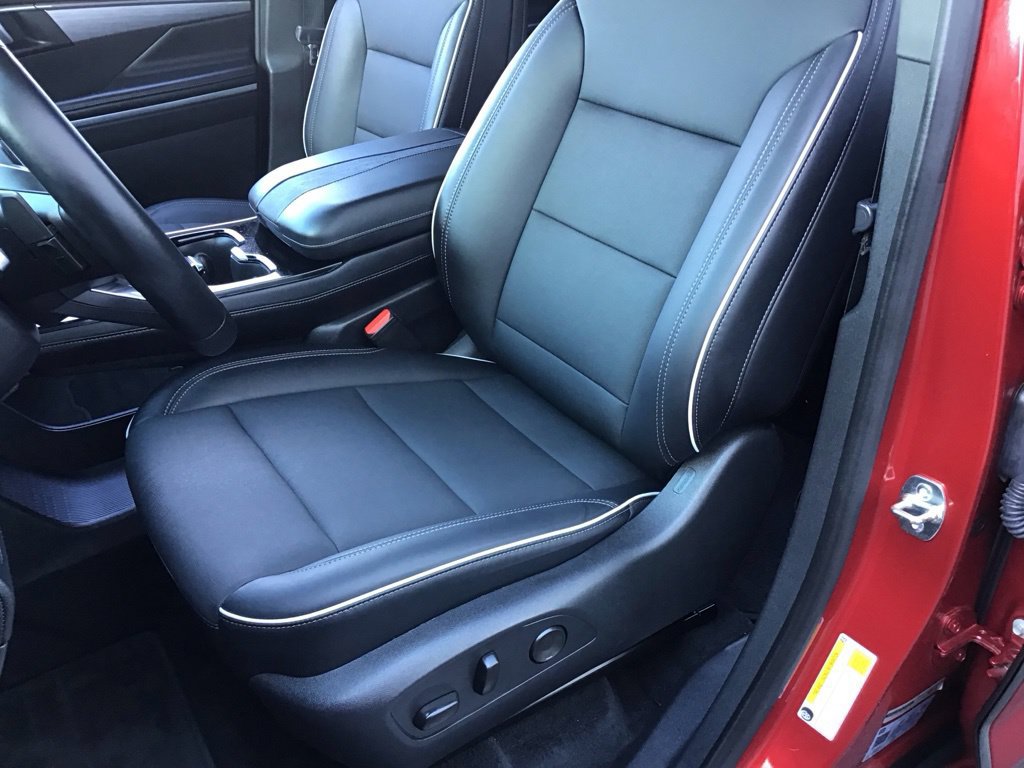 Used 2026 Buick Enclave Preferred w/ Power Package FWD image 8