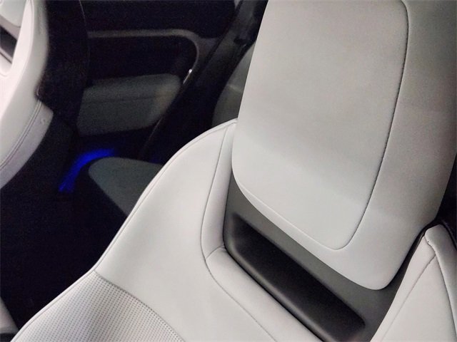 Used 2026 Land Rover Defender 110 image 14