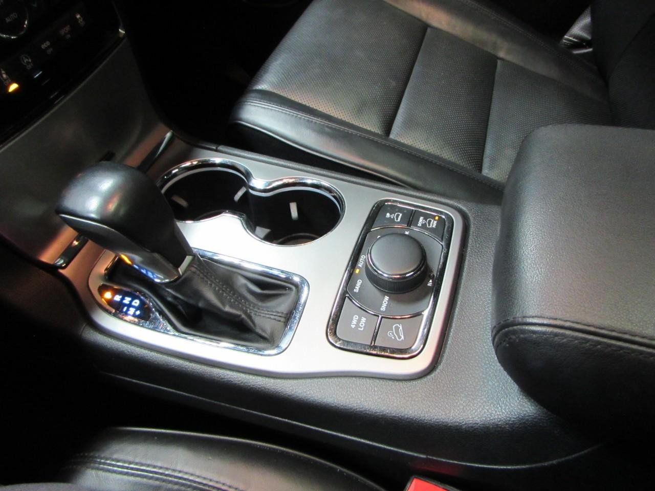 Used 2020 Jeep Grand Cherokee High Altitude AWD/4WD image 31
