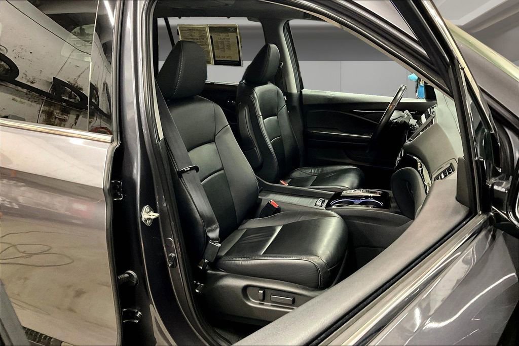 Used 2019 Honda Pilot Touring image 30