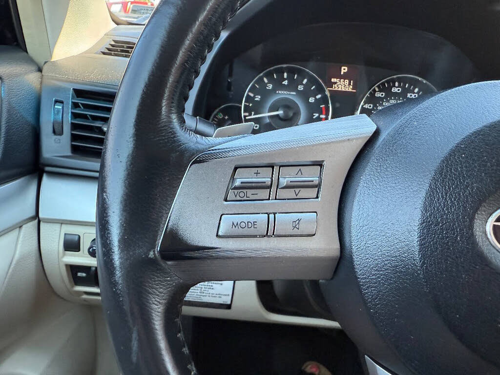Used 2010 Subaru Outback 3.6R Premium AWD/4WD image 23