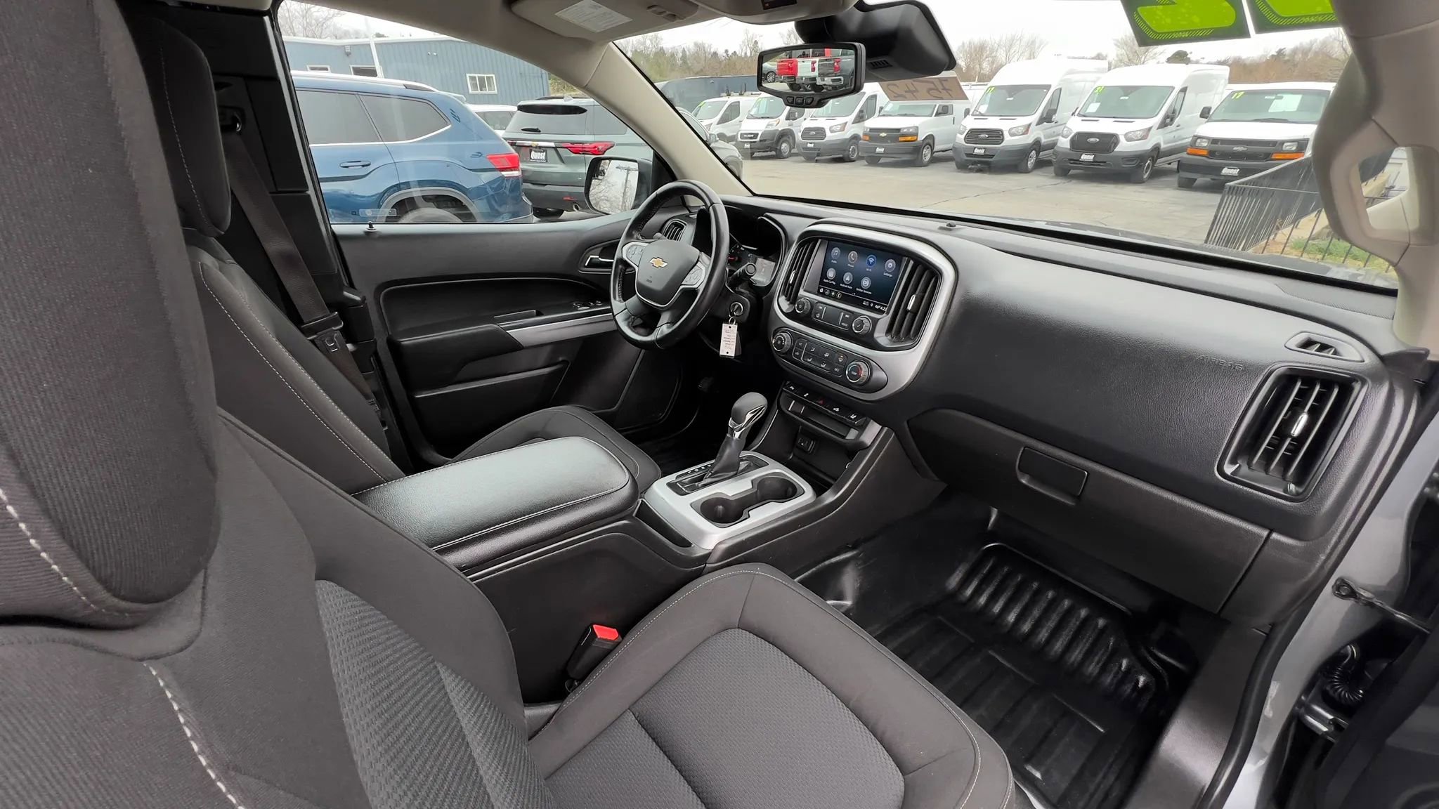 Used 2022 Chevrolet Colorado LT w/ Fleet Safety Package RWD image 23