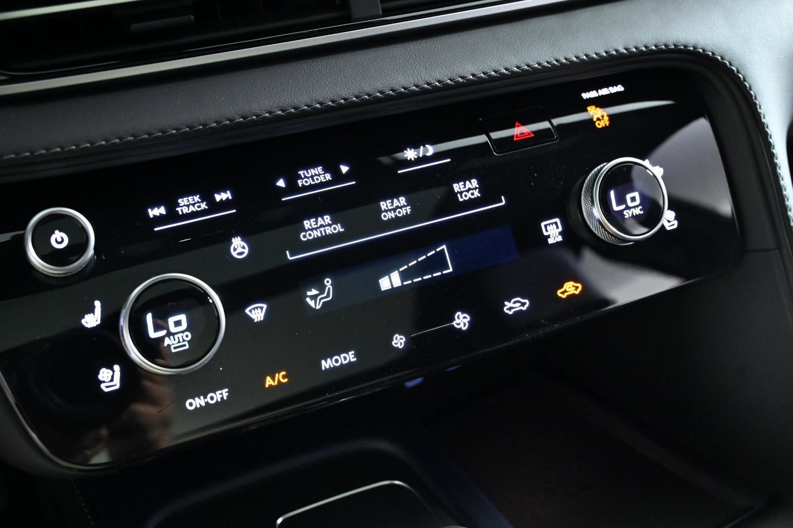 Used 2026 INFINITI QX60 Sport w/ Dark Cargo Package image 15