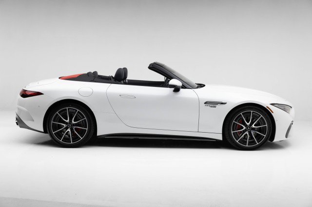 Used 2023 Mercedes-Benz SL 55 AMG 4MATIC image 11