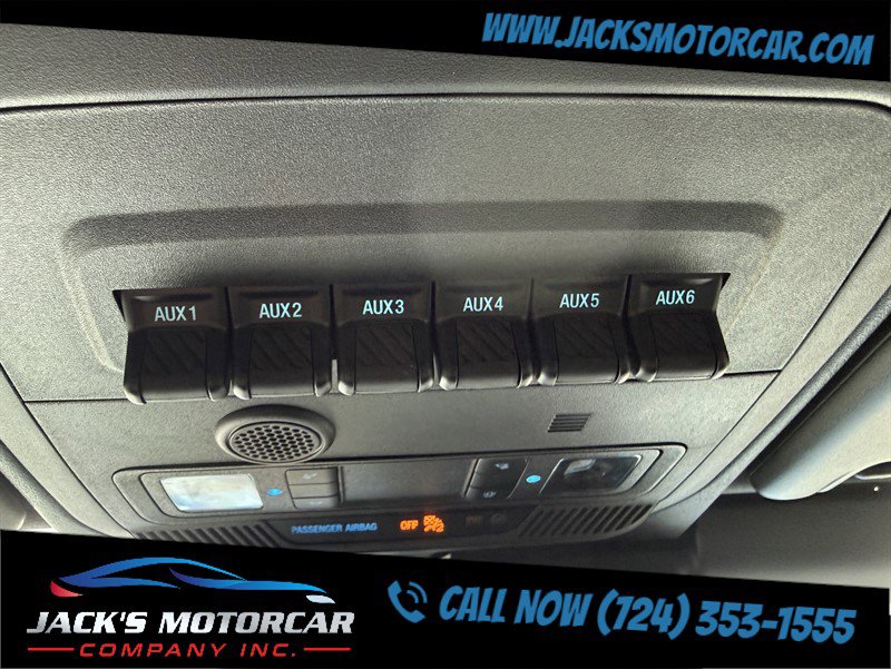 Used 2025 Ford Bronco Badlands image 33