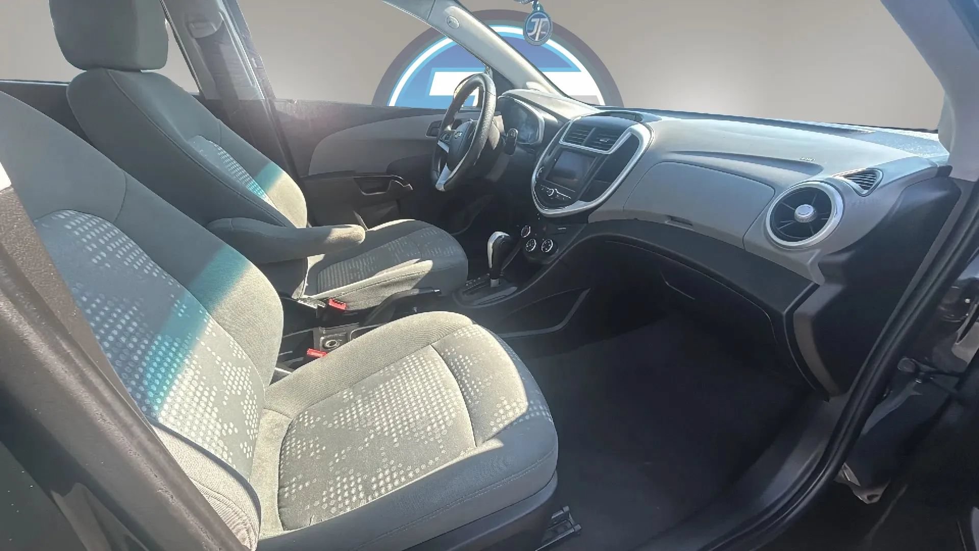 Used 2020 Chevrolet Sonic LT FWD image 2