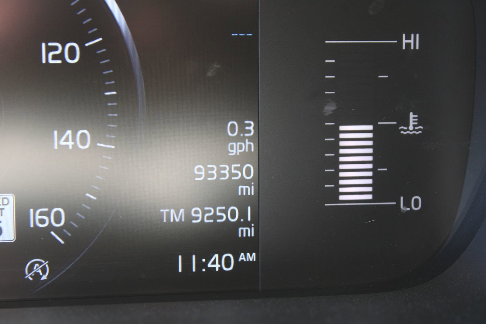 Used 2017 Volvo XC90 T5 Momentum w/ Vision Package FWD image 32