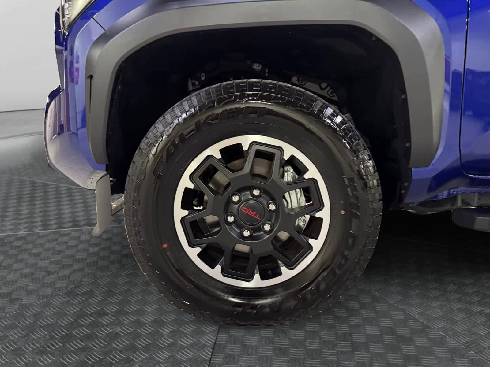 New 2025 Toyota Tacoma TRD Off-Road image 18