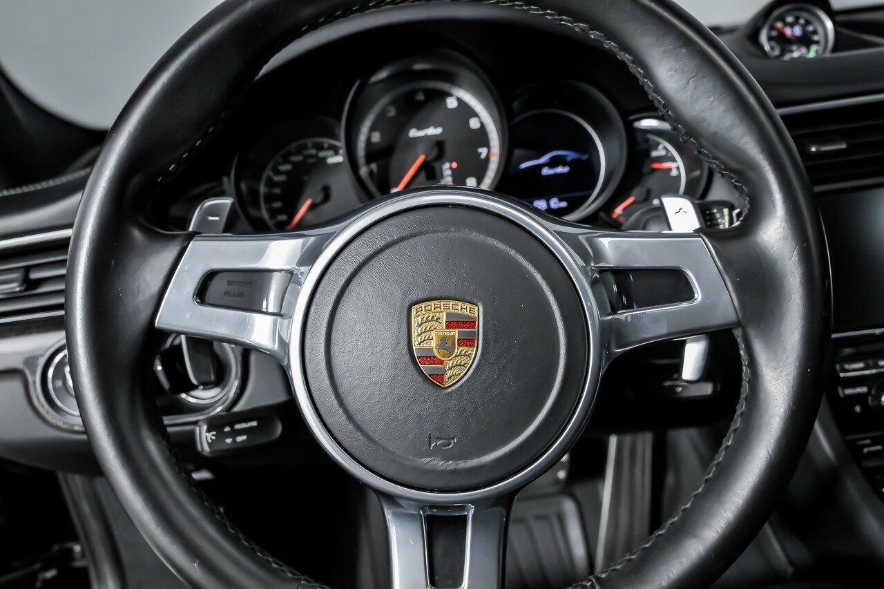 Used 2015 Porsche 911 Turbo AWD/4WD image 29