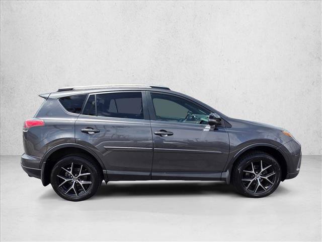 Used 2017 Toyota RAV4 SE AWD/4WD image 4
