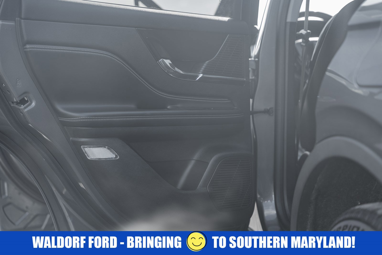 Used 2022 Lincoln Corsair Standard w/ Premium Package image 37