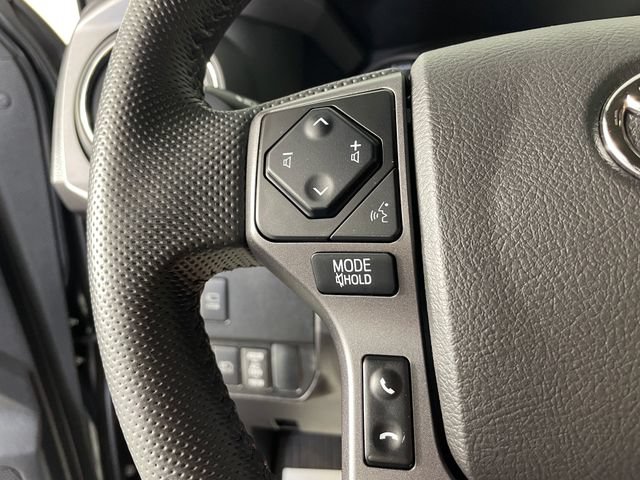 Used 2023 Toyota Tacoma TRD Off-Road w/ Advanced Technology Package AWD/4WD image 11