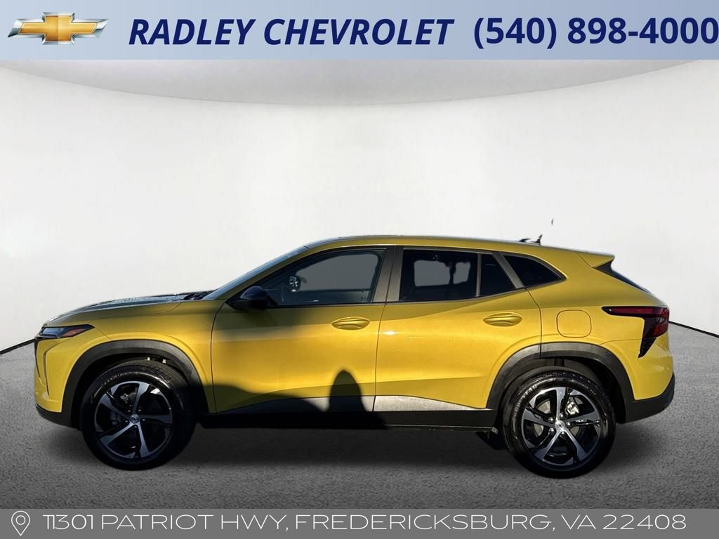 Certified 2024 Chevrolet Trax RS w/ Sunroof Package image 2