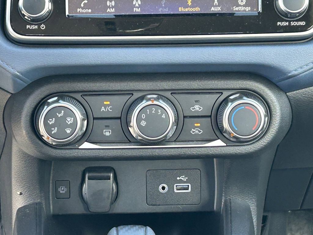 Used 2025 Nissan Versa SV w/ Trunk Package image 14