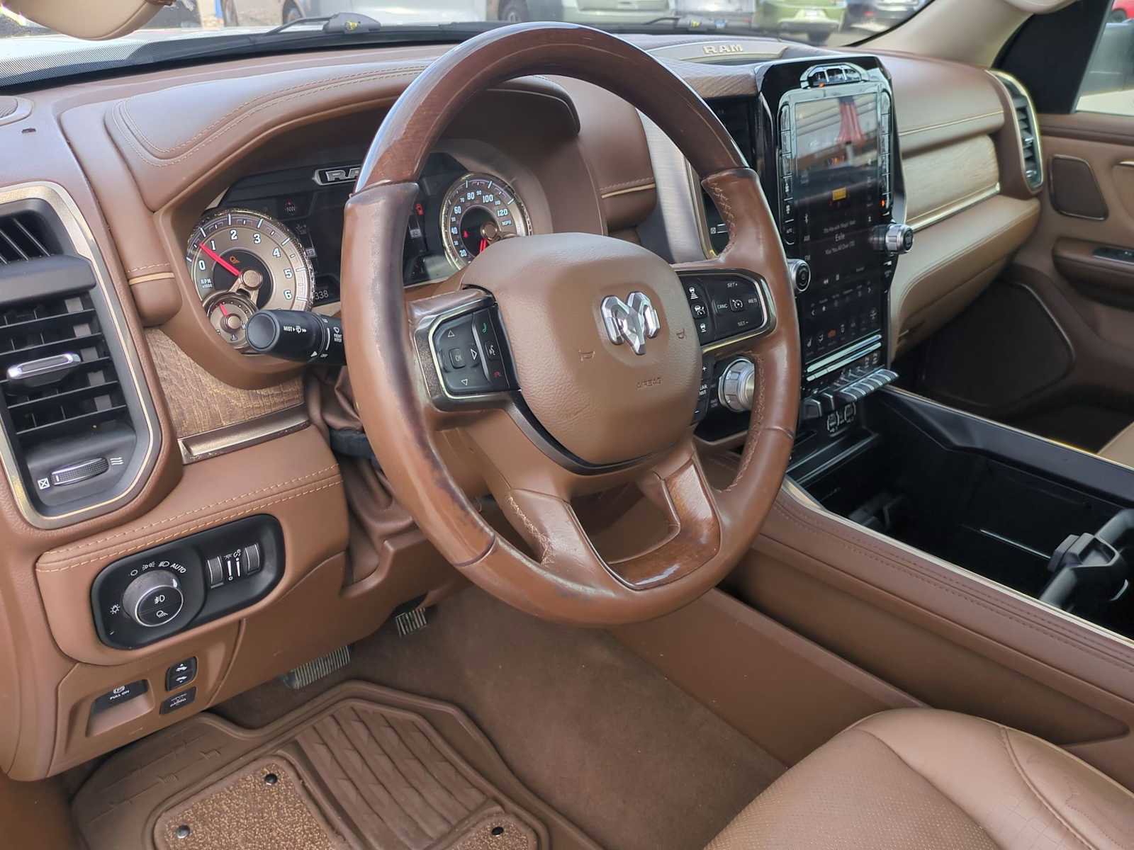 Used 2019 RAM 1500 Limited image 10