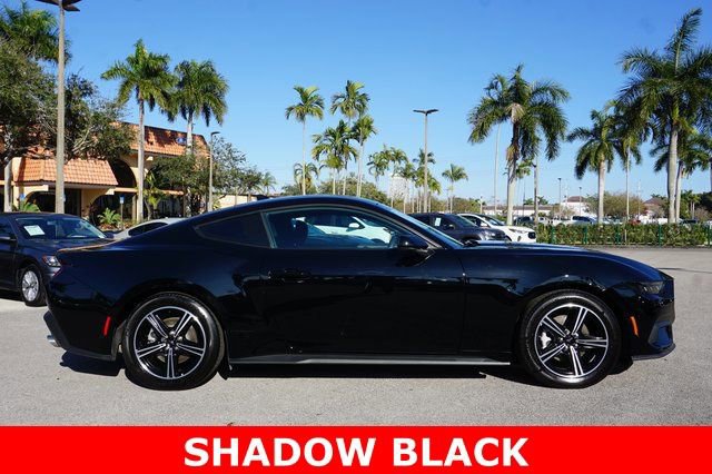 Used 2025 Ford Mustang Coupe image 19