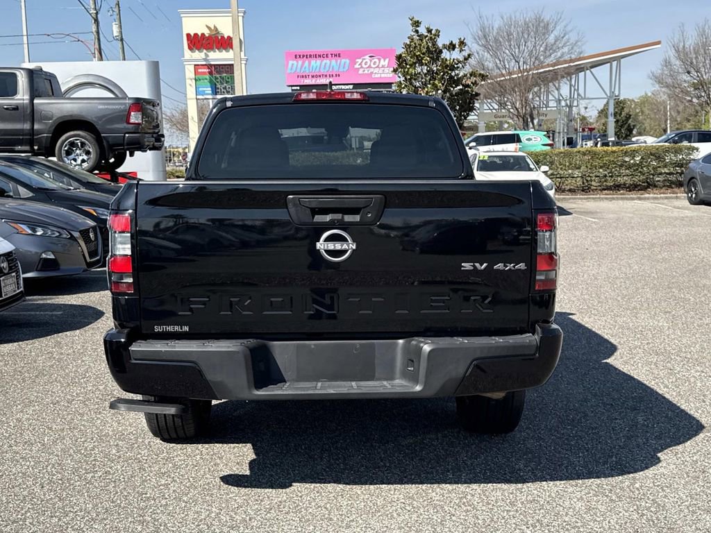 Used 2022 Nissan Frontier SV image 5