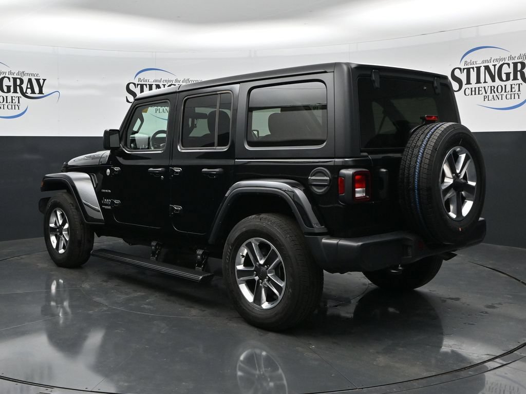 Used 2021 Jeep Wrangler Unlimited Sahara AWD/4WD image 5