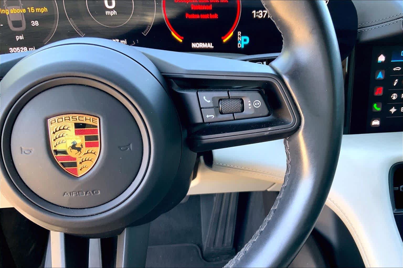 Used 2022 Porsche Taycan RWD image 22