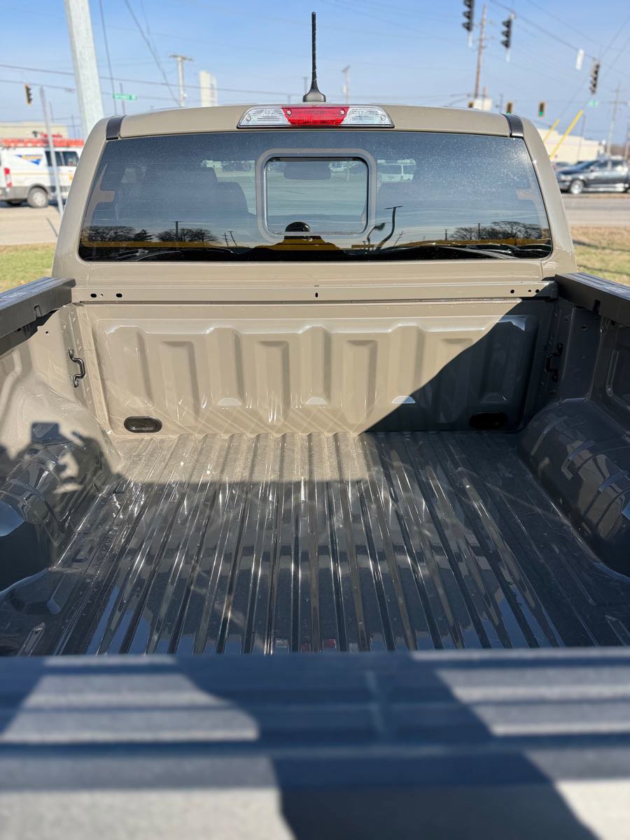 New 2025 Ford Ranger Lariat w/ Black Appearance Package image 8