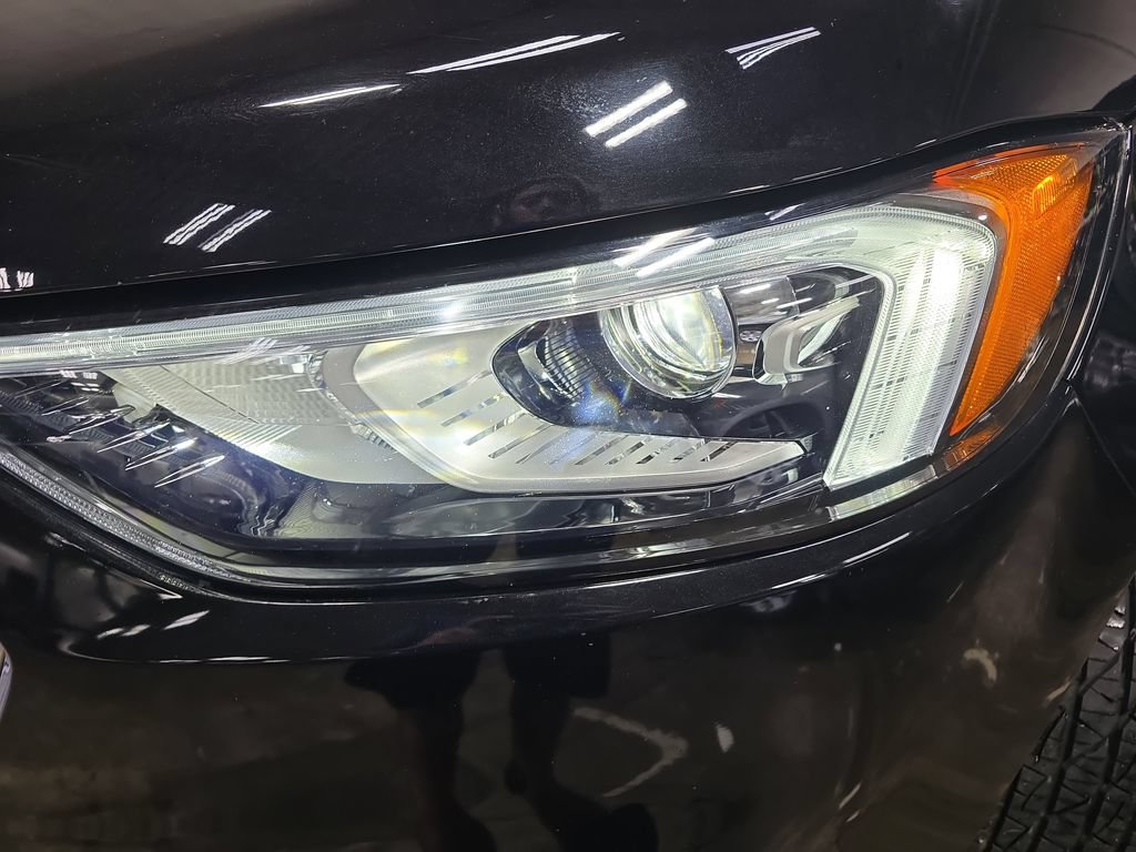 Used 2022 Ford Edge SEL w/ Convenience Package AWD/4WD image 33