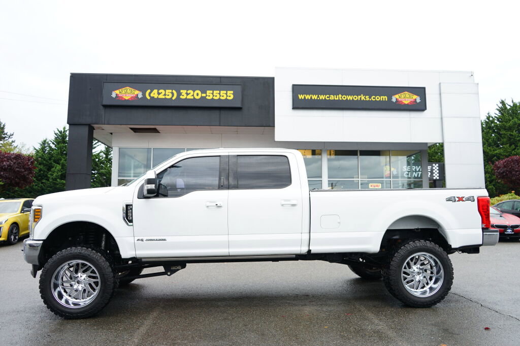 Used 2018 Ford F250 Lariat w/ Lariat Ultimate Package image 3