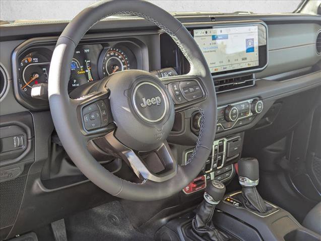 New 2025 Jeep Gladiator Mojave w/ Convenience Group video 3