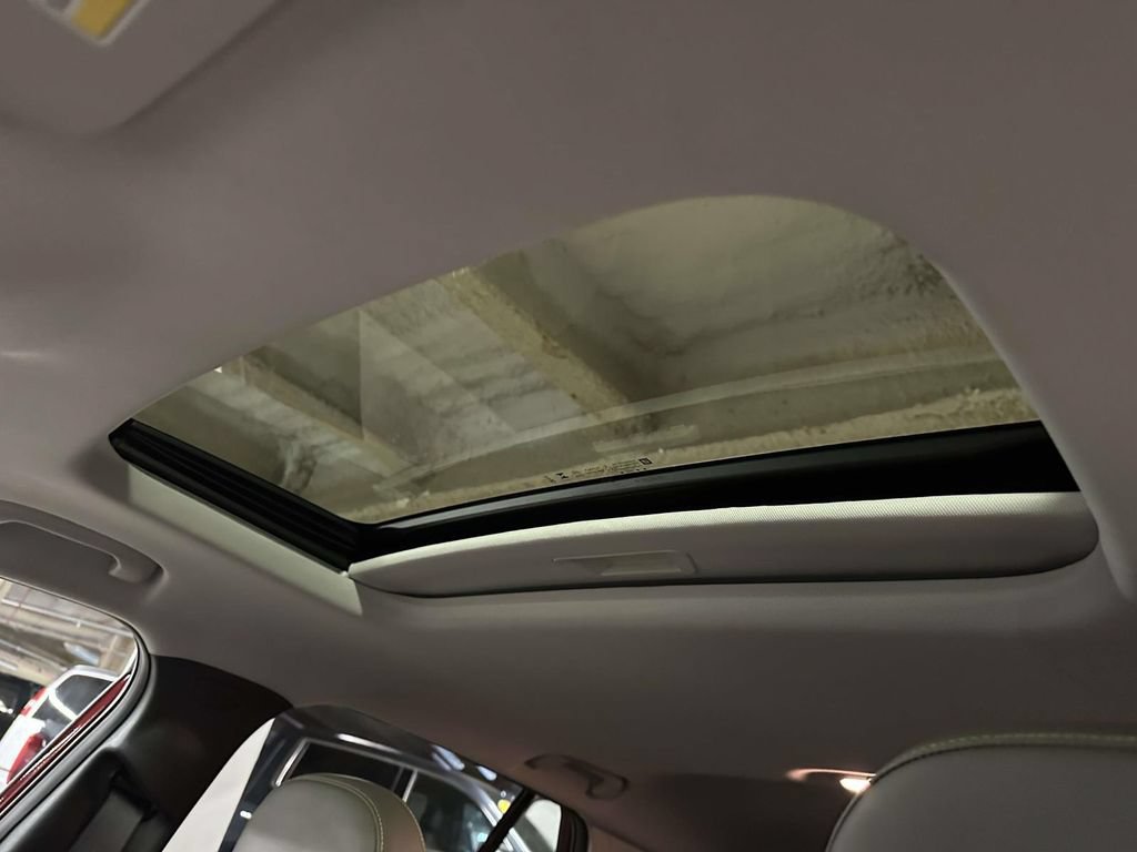 Certified 2024 Chevrolet Trax ACTIV w/ Sunroof Package FWD image 21