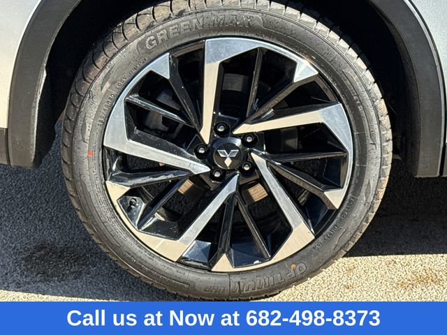 Used 2024 Mitsubishi Outlander SE Black Edition image 9