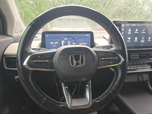 Used 2025 Honda Prologue Touring image 9