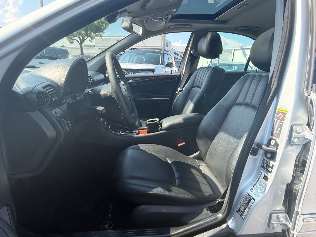 Used 2007 Mercedes-Benz C 280 4MATIC Sedan image 9
