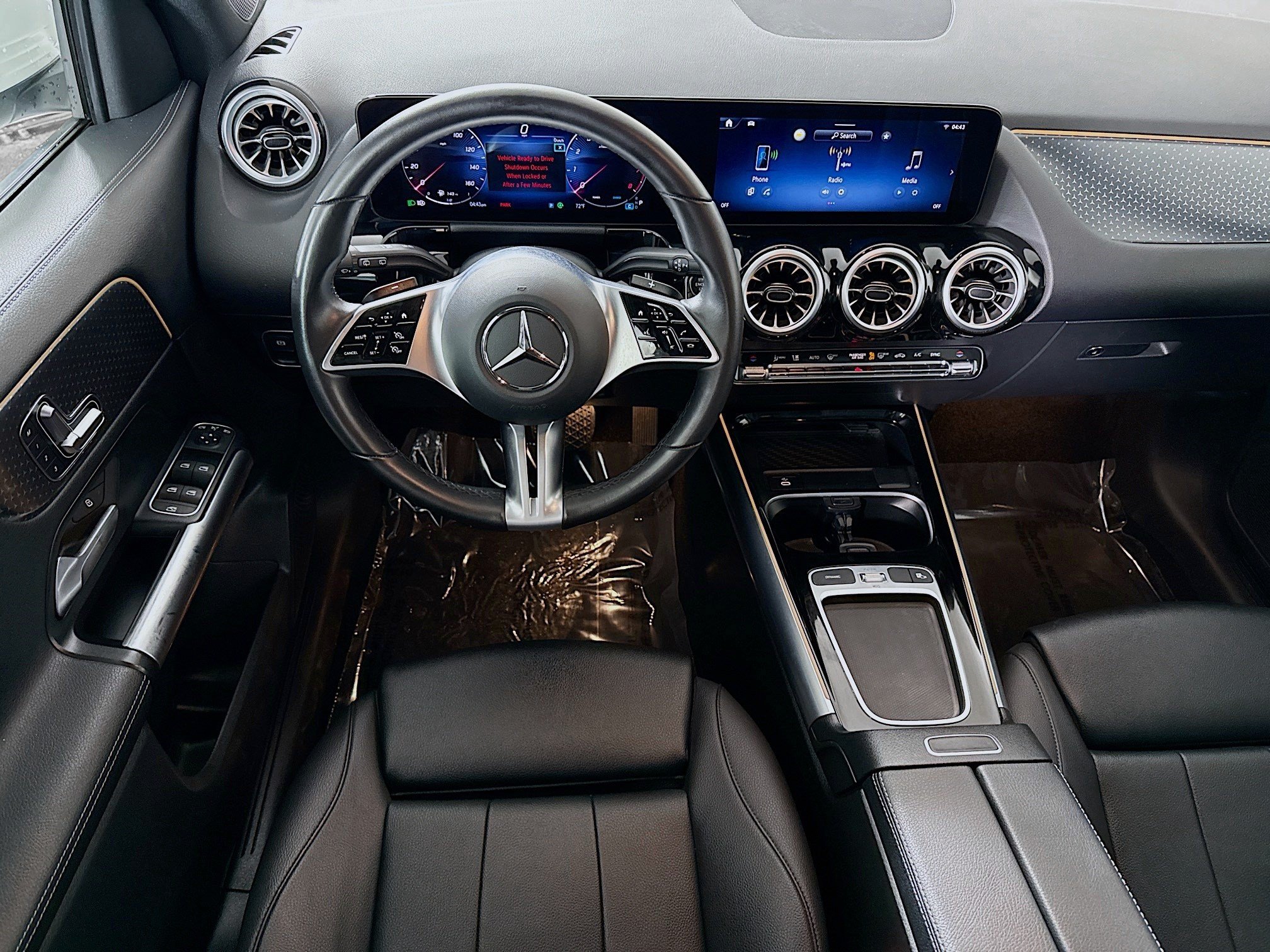 Used 2025 Mercedes-Benz GLA 250 image 17