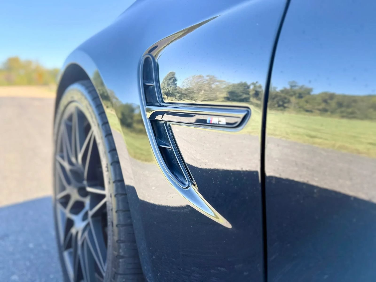 Used 2018 BMW M3 RWD image 10