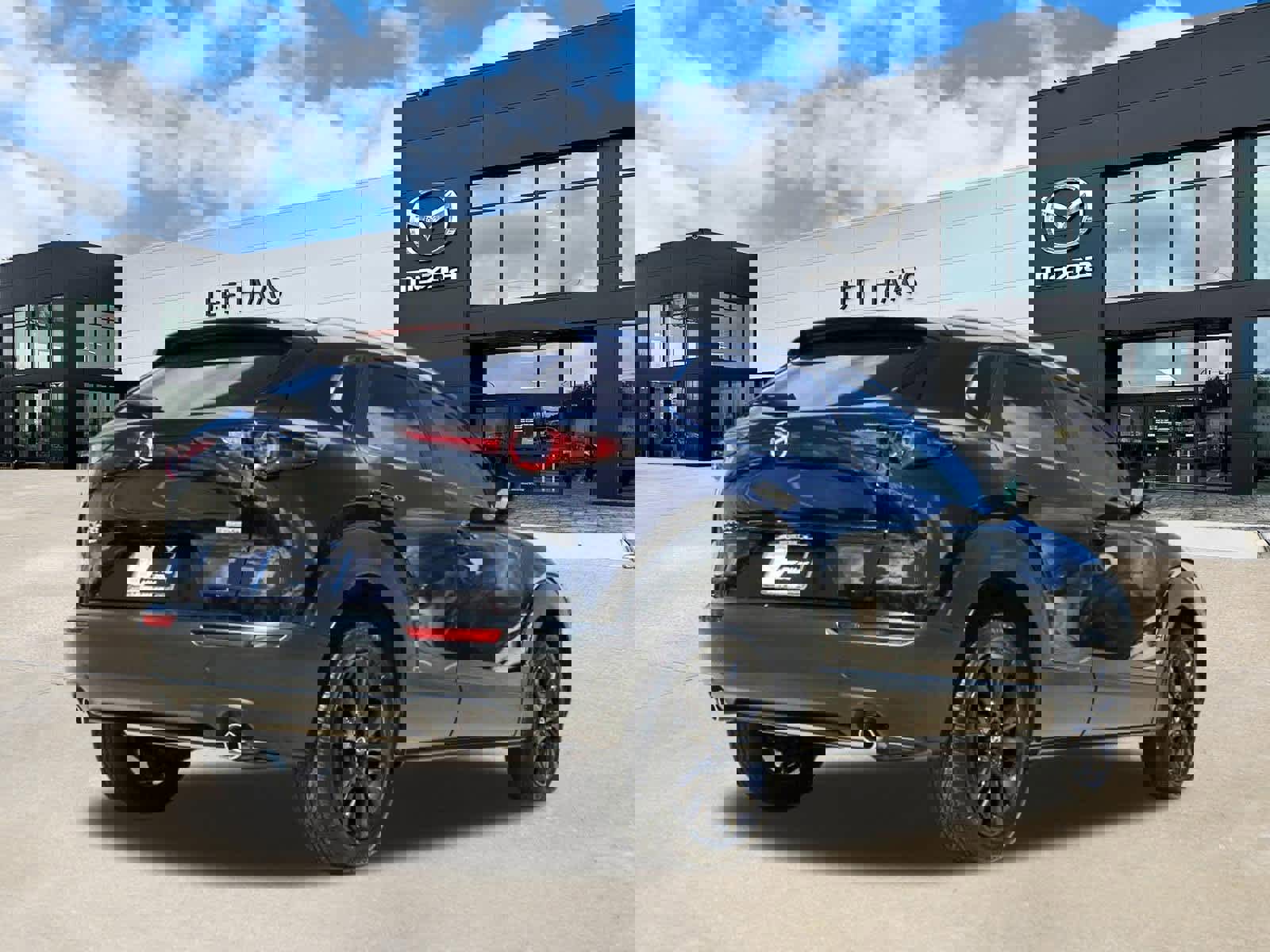 Certified 2025 MAZDA CX-30 AWD 2.5 S w/ Select Sport Pkg image 3