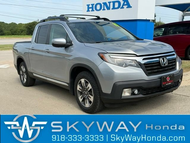 Used 2017 Honda Ridgeline RTL image 1