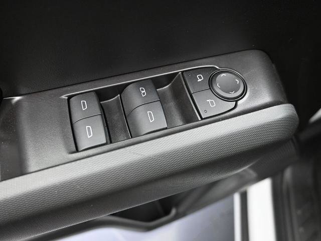 New 2025 Chevrolet Colorado LT image 11