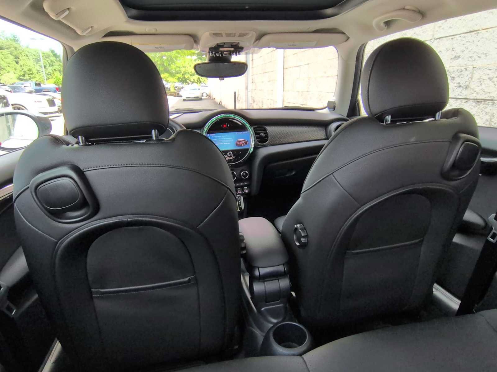 Used 2024 MINI Cooper SE FWD image 18