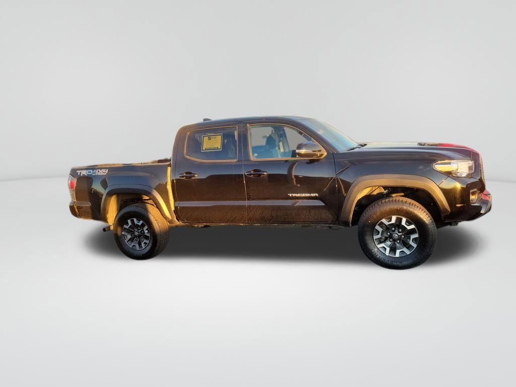 Used 2023 Toyota Tacoma TRD Off-Road w/ Technology Package image 13