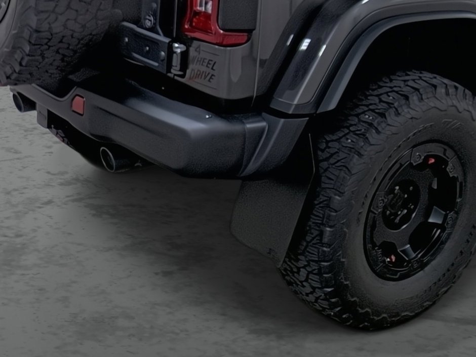 Used 2022 Jeep Wrangler Rubicon w/ Steel Bumper Group image 12