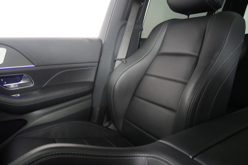 Used 2022 Mercedes-Benz GLS 450 4MATIC image 24