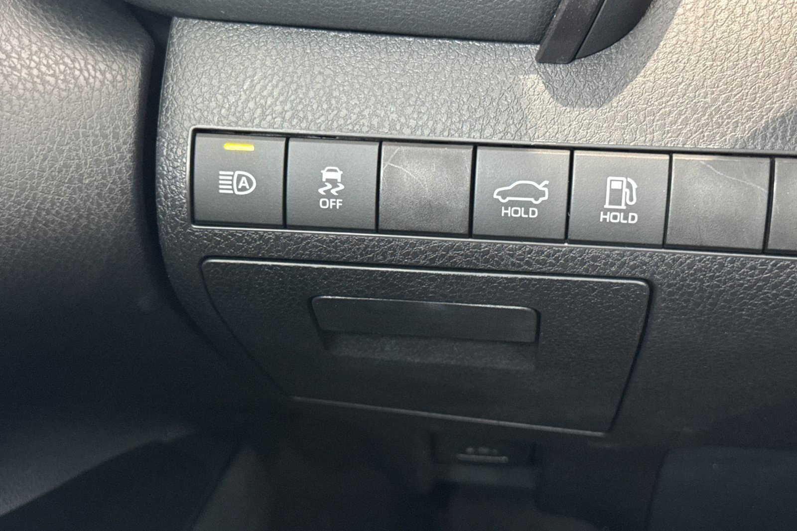 Used 2020 Toyota Camry XSE w/ Blackout Package FWD image 35