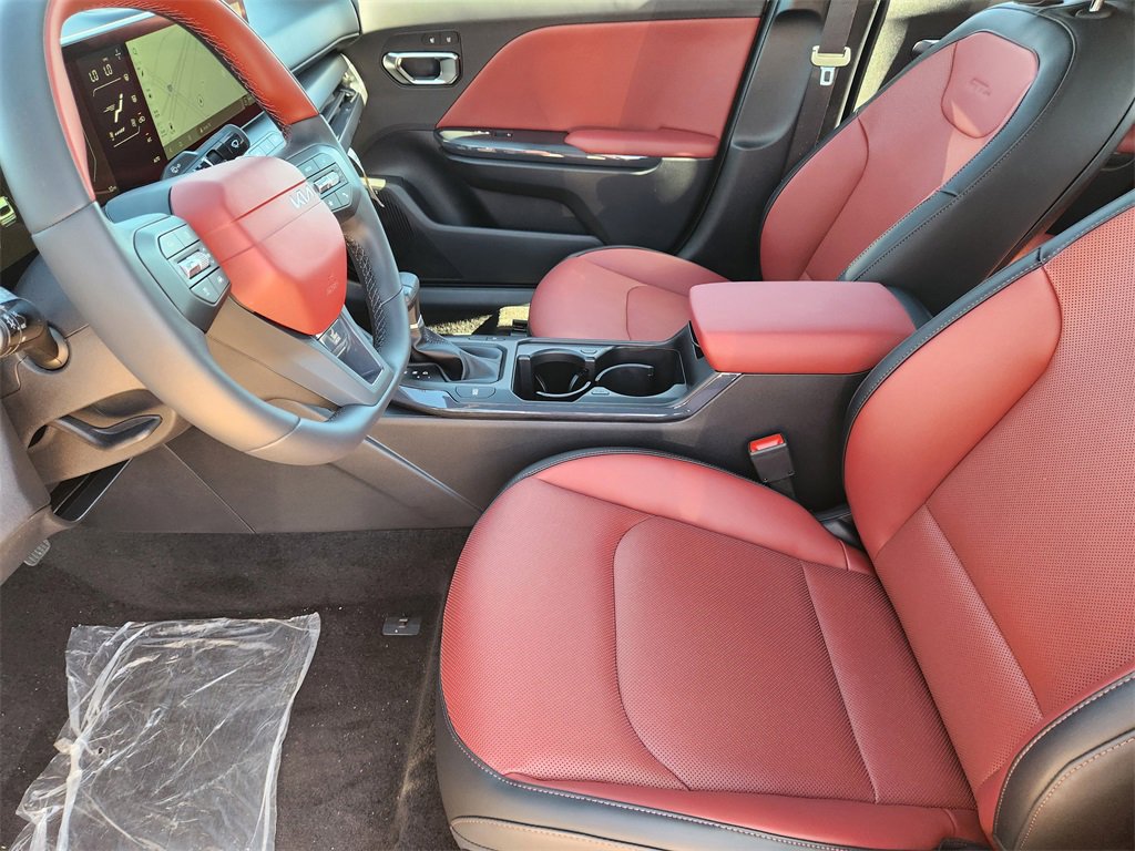 New 2025 Kia K4 GT-Line image 9