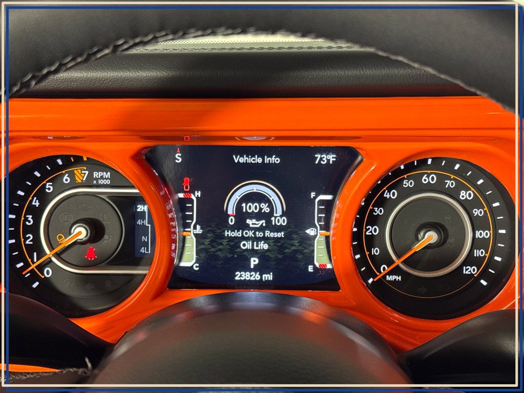 Certified 2025 Jeep Gladiator Overland AWD/4WD image 26