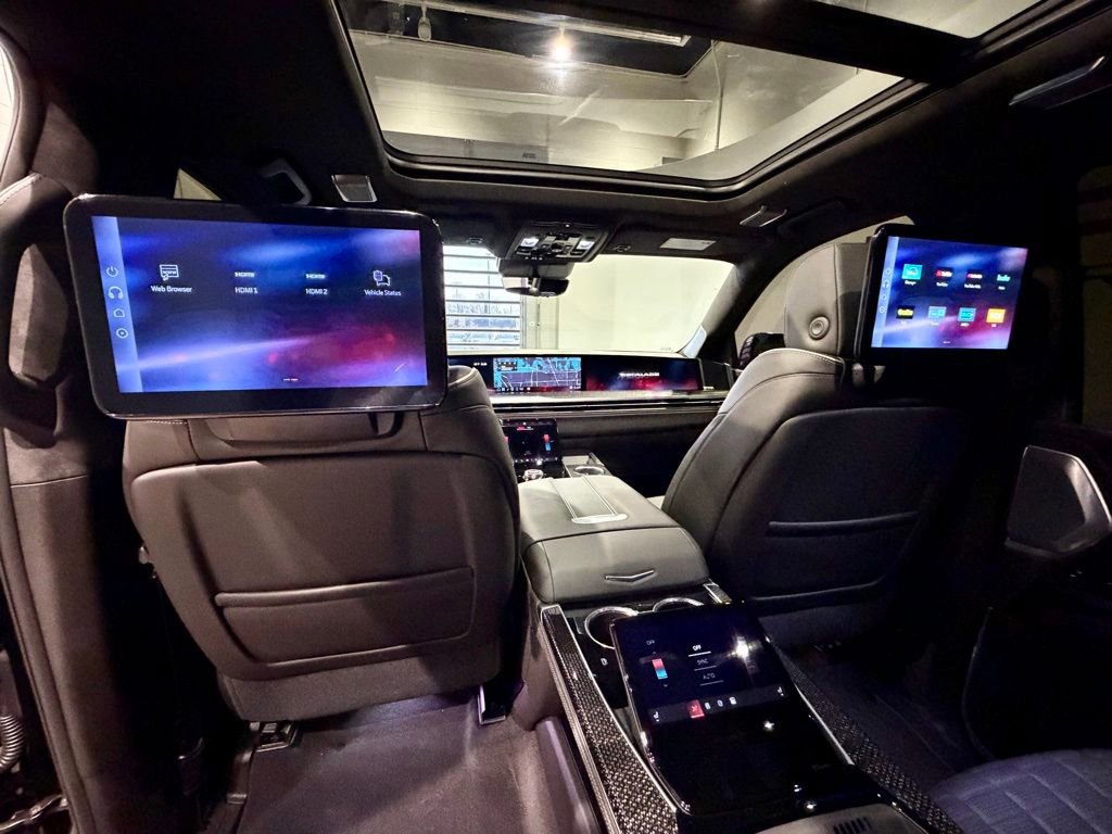 Used 2026 Cadillac Escalade ESV V image 46