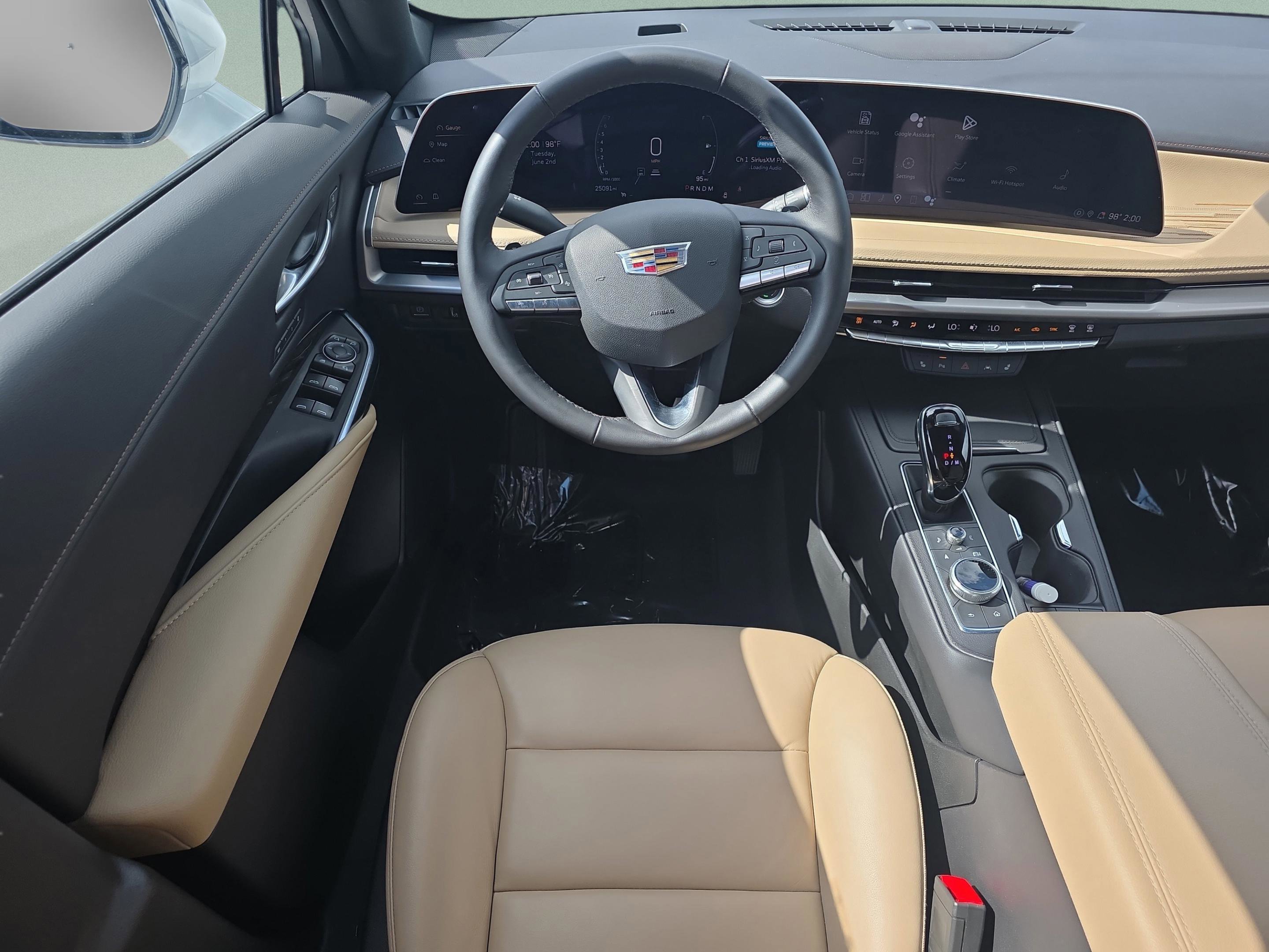 Used 2025 Cadillac XT4 Premium Luxury w/ Cold Weather Package FWD image 8